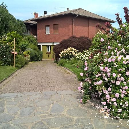 Gattico B&B Villa Giardini Susanna מראה חיצוני תמונה
